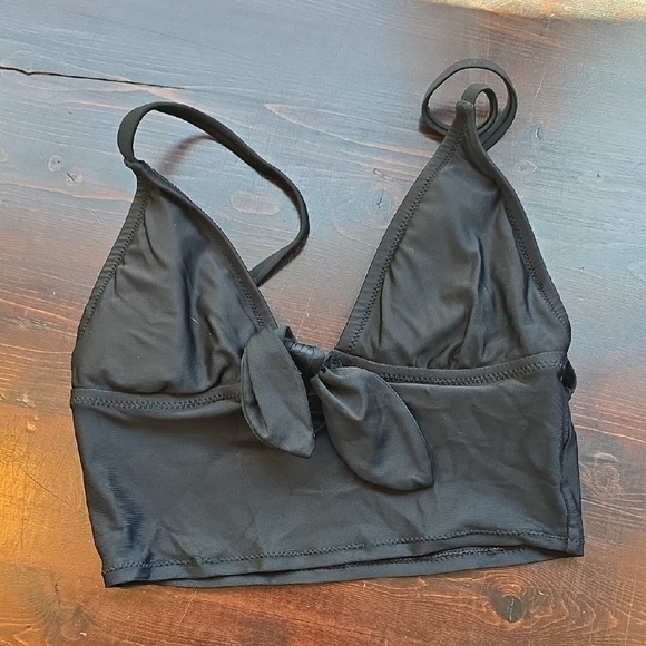Aerie Black Wireless Triangle Bow Bikini Top - Picture 1 of 2